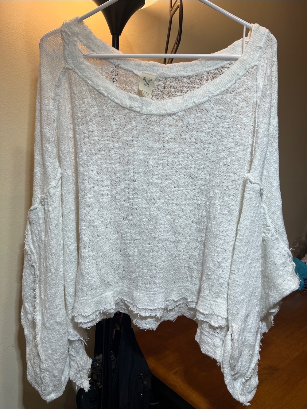WE THE FREE Oversized top Size SMALL